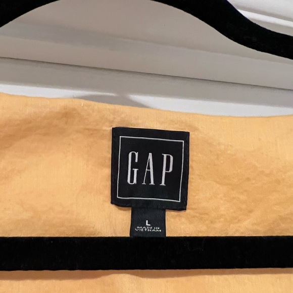 Gap yellow sundress with pockets - Picture 3 of 3